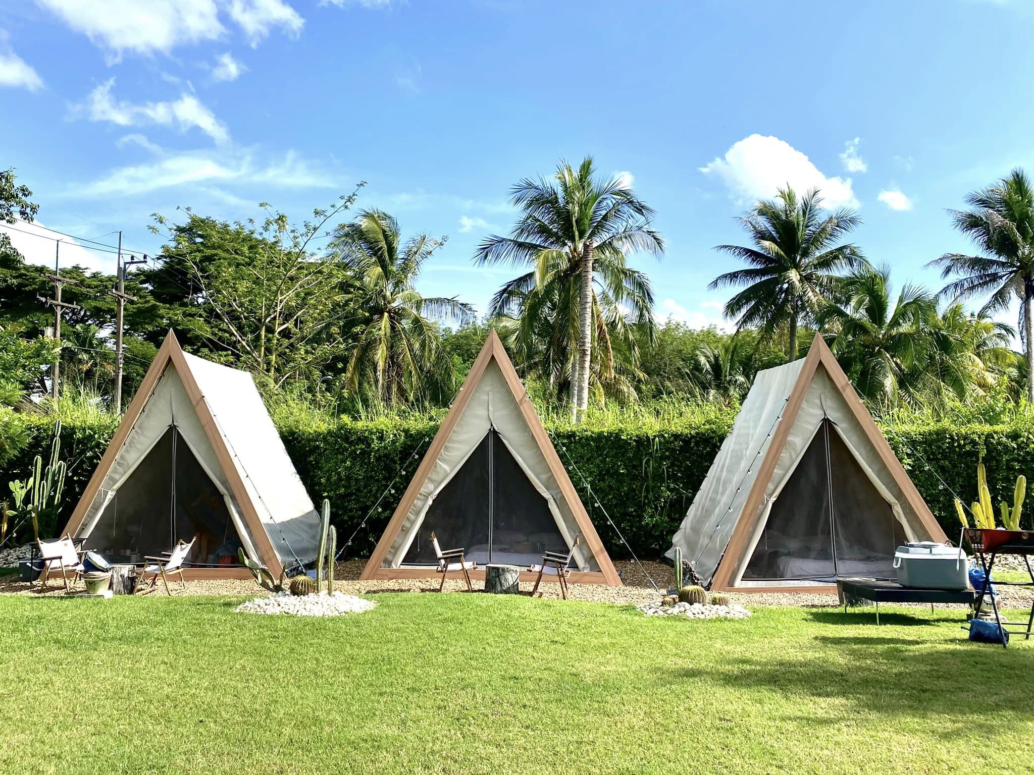 ภาพบบรยากาศภายนอกกระโจม 1 ถึง 3 - 1